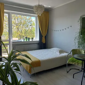  Kwatera prywatna Duży Dwuosobowy Pokój Blisko Centrum Z Balkonem